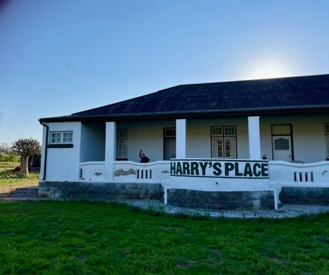 Harry'S Place Guesthouse Kamieskroon Eksteriør bilde